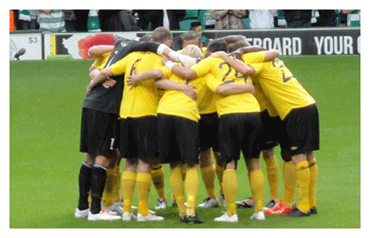 Elfsborg team do their huddle